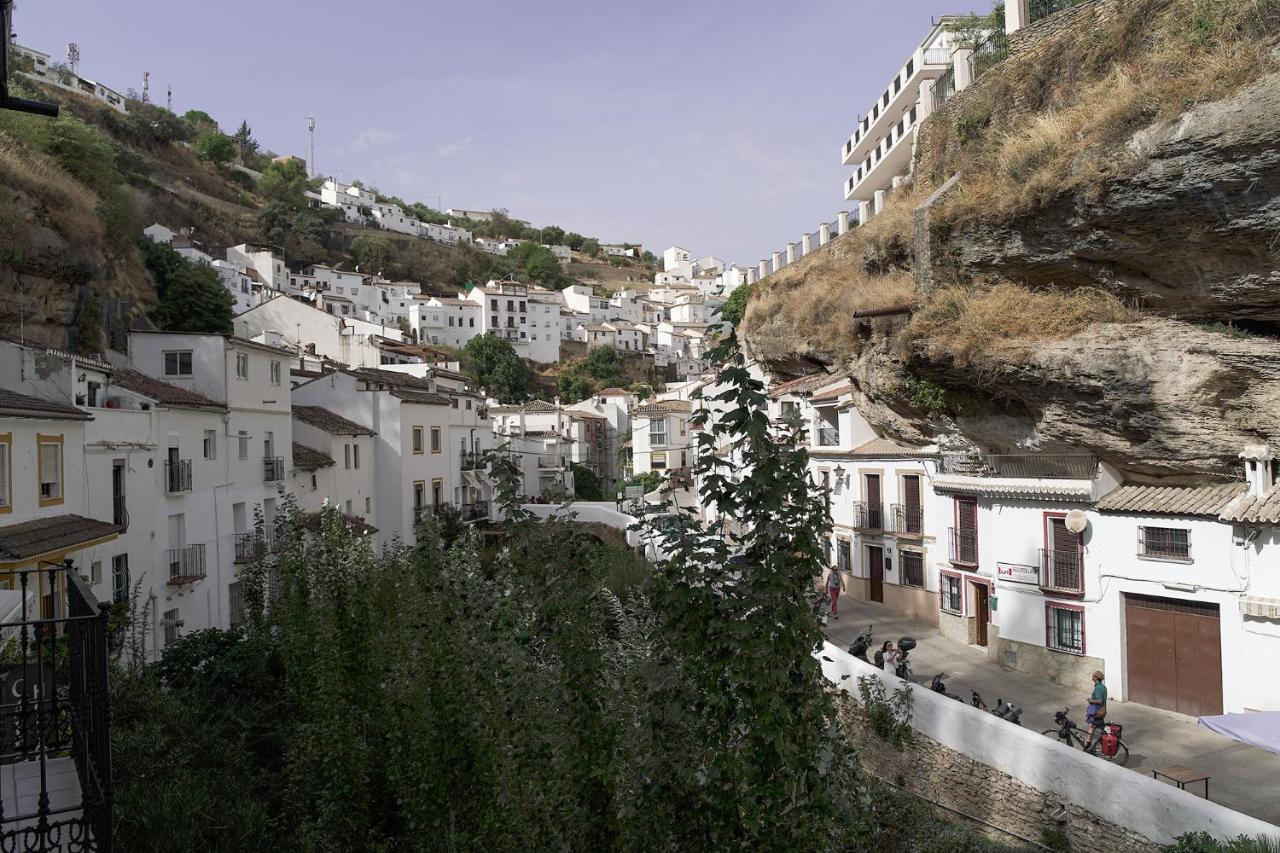 Cuevas De Setenil Setenil De Las Bodegas